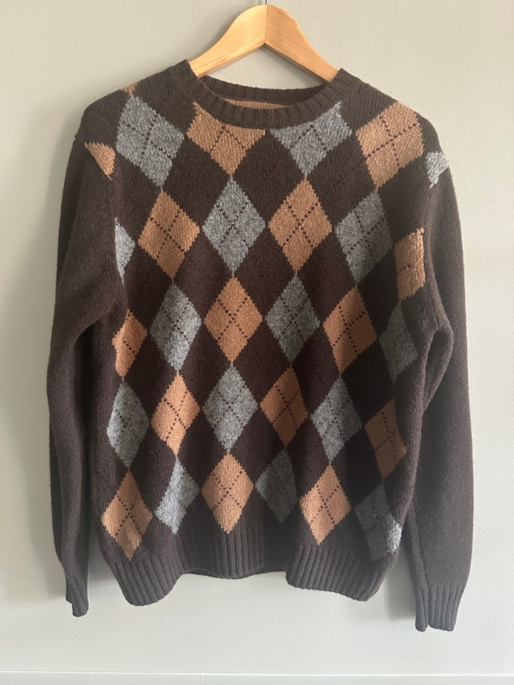 Sweater; Massimo Dutti; Dutti Sport; M; 38; unisex (men or women’s). Used.